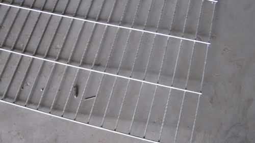 材料 生产销售 优质圆丝钢筋网-光面钢筋焊接网片-河北安平厂家直销